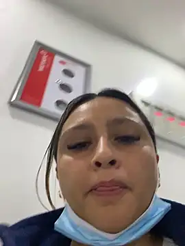 Keittly  online show from December 3, 3:53 am