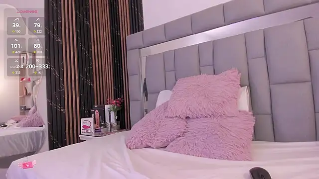 vivianne scott online show from November 13, 12:26 pm