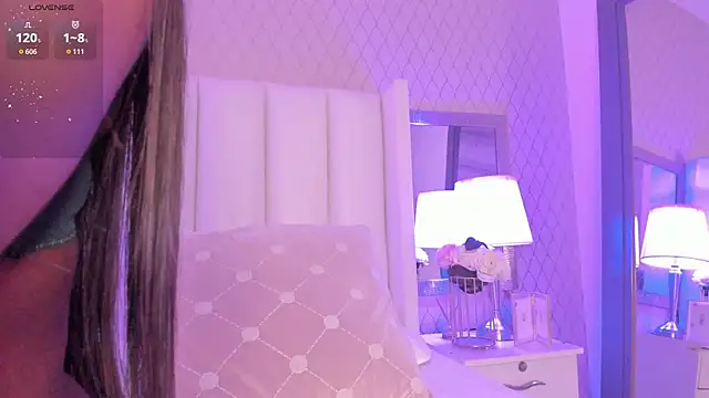 SophiaSmiiths  online show from October 23, 8:04 pm