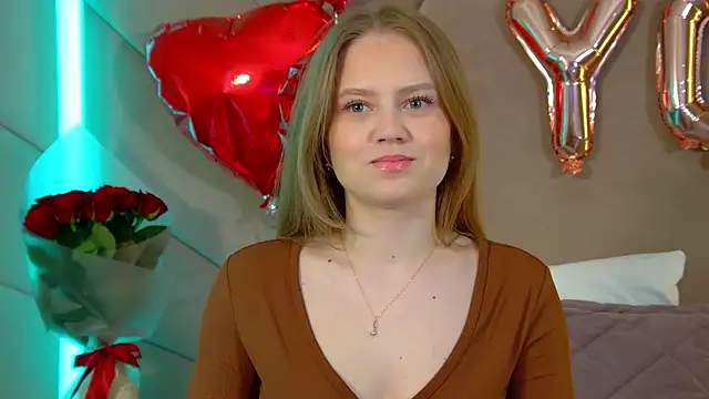 SelinSwarovski online show from February 15, 4:39 pm