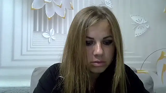 Snapshot of TinaFun4u chatting on September 16, 7:33 pm TinaFun4u online show from September 16, 7:33 pm