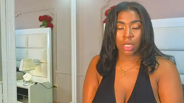 KloheCurvy online show from December 15, 1:49 pm