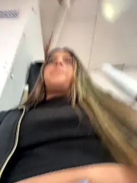 girl anni online show from November 25, 6:09 pm