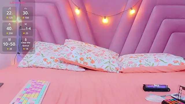 hornybarelylegalgirl online show from November 29, 1:15 pm