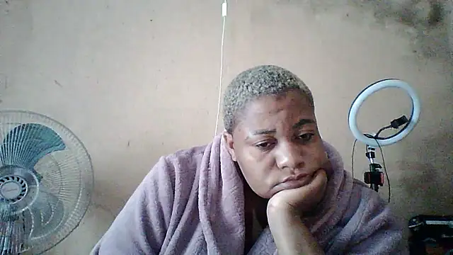 bustyboobs6 online show from February 15, 6:38 am