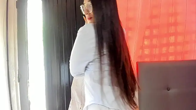 angela nix online show from November 5, 3:17 pm