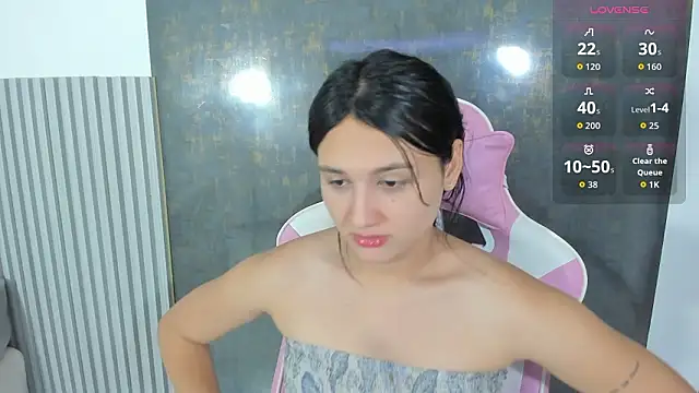 lana boomer online show from February 26, 8:08 pm