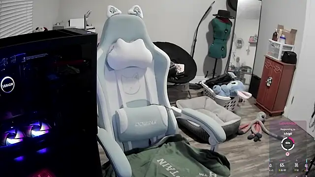 LilyFoxxx online show from December 15, 6:29 am