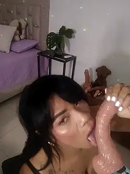 milf venus online show from July 13, 7:03 pm