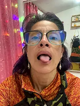 Goddess-Love- online show from December 13, 11:54 pm