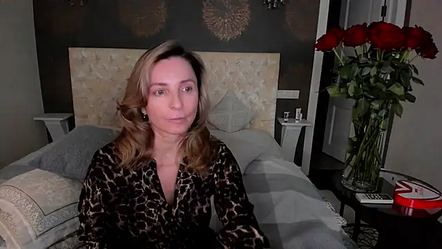 AllisonWilliams online show from February 16, 3:45 pm