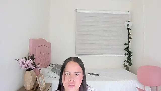 Jessi powel online show from April 4, 1:10 pm