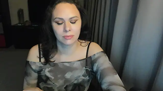 Snapshot of MollyCheiz chatting on October 21, 3:27 pm MollyCheiz online show from October 21, 3:27 pm