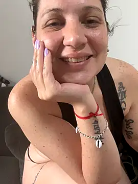 Macadiez10 online show from November 28, 8:45 pm