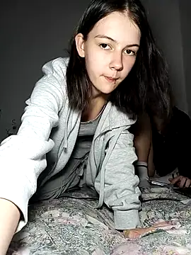 ella grays online show from April 14, 7:03 pm