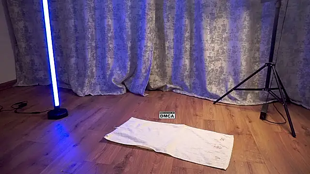 Hoot owl cb online show from December 4, 6:59 am