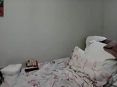 Latex shantie online show from April 17, 11:56 am