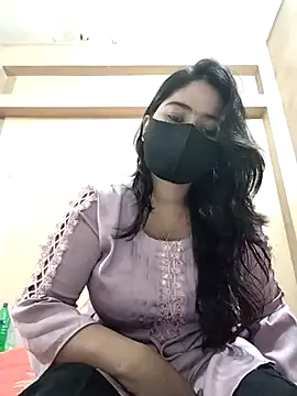 Magical Girl- online show from November 14, 3:39 am