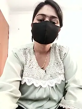 Magical Girl- online show from March 2, 7:15 am