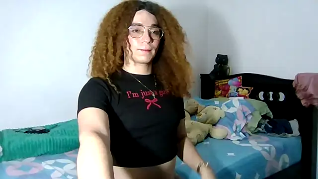 Snapshot of CELESSTESeductora chatting on September 21, 3:27 am CELESSTESeductora online show from September 21, 3:27 am