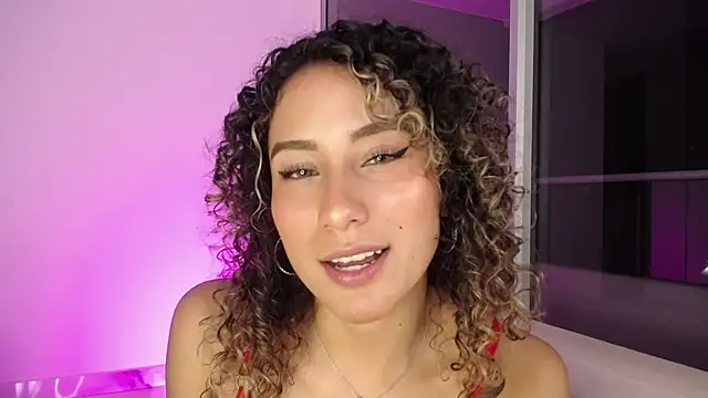 varenkaivanova 22 online show from April 13, 2:35 am