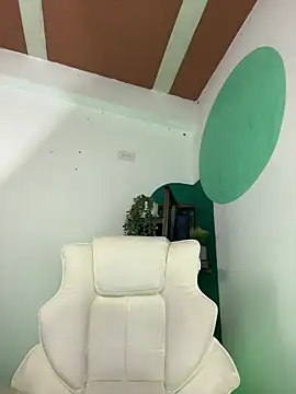 LollaByer online show from April 19, 9:06 pm