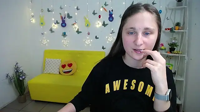 MichelLeee online show from April 1, 1:41 pm