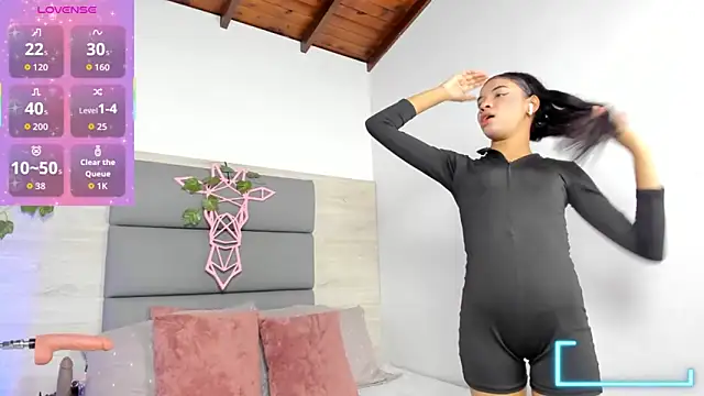 AshleyHill2 online show from November 12, 3:59 am