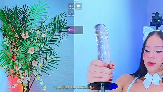 Snapshot of Kinky__Karo chatting on September 21, 1:04 am Kinky  Karo online show from September 21, 1:04 am