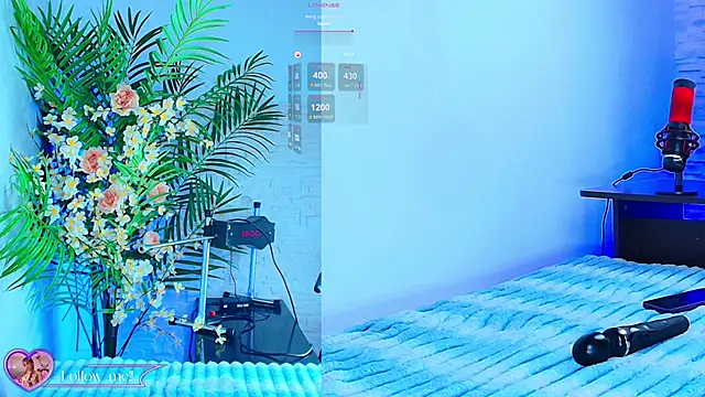 Snapshot of Kinky__Karo chatting on September 30, 1:33 am Kinky  Karo online show from September 30, 1:33 am