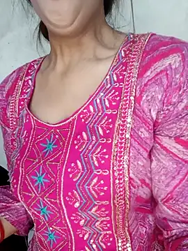 xpihu online show from June 5, 6:47 pm
