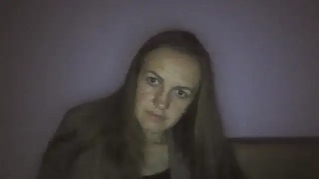 Snapshot of Milaniya261 chatting on September 13, 12:29 am Milaniya261 online show from September 13, 12:29 am
