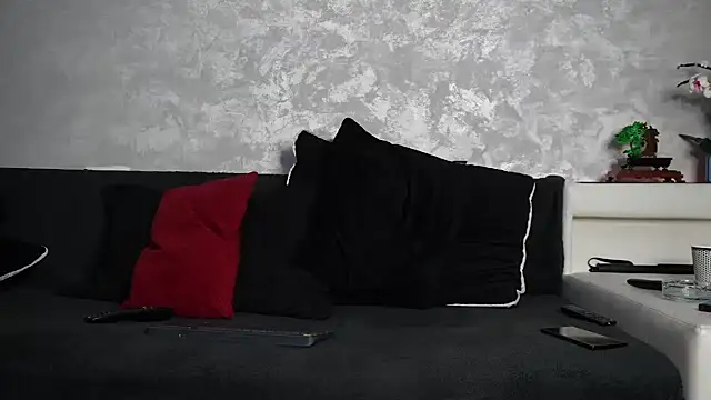 SquirtyFit Devil online show from February 18, 9:08 am