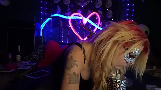 anonymouszN online show from November 12, 11:03 pm