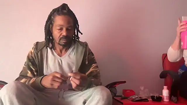 KcChiefBBC69 online show from February 12, 9:38 pm