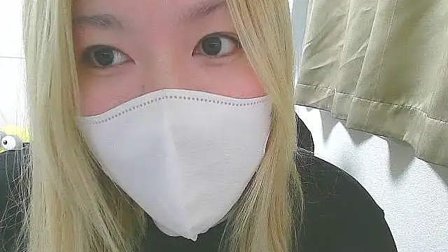 Snapshot of Remi_official chatting on September 18, 5:33 pm Remi official online show from September 18, 5:33 pm