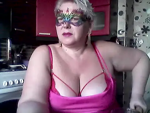 Lisa Suzie online show from March 30, 6:57 am