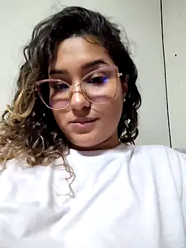 BrendaGirs online show from April 1, 2:56 am