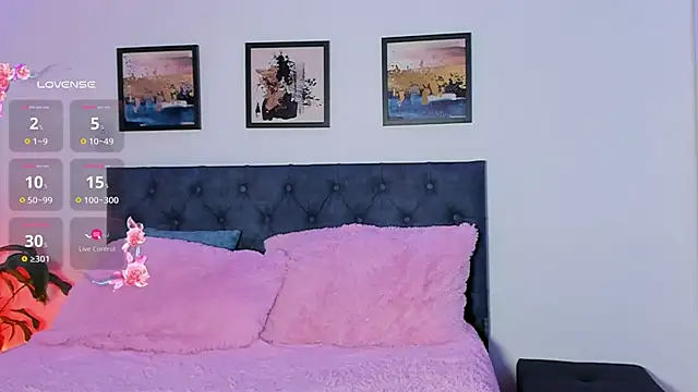 Snapshot of elafranco_ chatting on September 12, 4:58 pm elafranco  online show from September 12, 4:58 pm