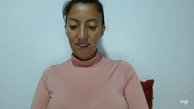 kaybabyhot online show from November 18, 9:05 pm