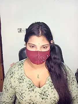 Hot-Angel  online show from November 25, 12:35 am