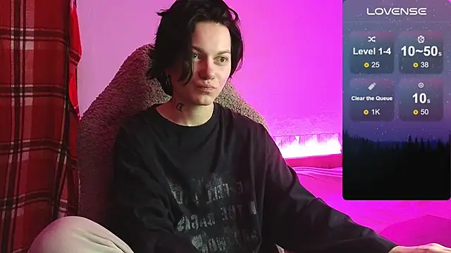 esajukyy online show from December 1, 1:03 pm