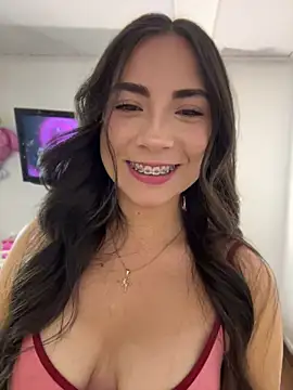 Melody 04 online show from July 3, 11:11 pm