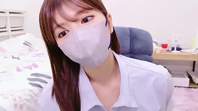 Snapshot of Runarunapi chatting on September 29, 2:33 pm Runarunapi online show from September 29, 2:33 pm