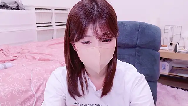 Snapshot of Runarunapi chatting on October 11, 1:14 pm Runarunapi online show from October 11, 1:14 pm