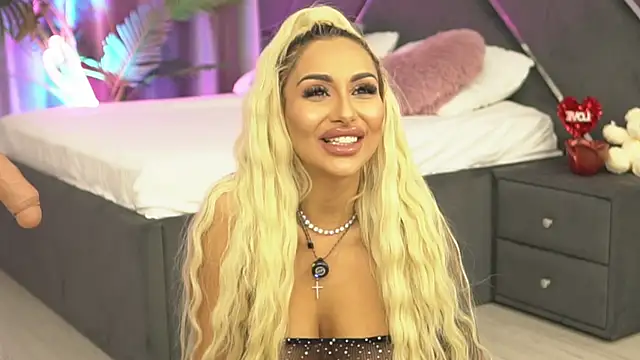 GoldenAmber online show from October 1, 7:19 pm