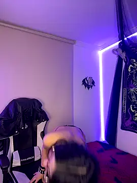 vampy dolll online show from December 14, 8:42 am