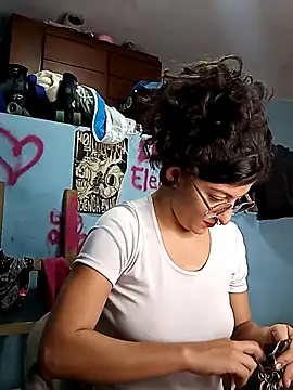 Snapshot of LoveElectra chatting on September 13, 2:36 pm LoveElectra online show from September 13, 2:36 pm