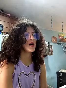 Snapshot of LoveElectra chatting on September 27, 2:46 pm LoveElectra online show from September 27, 2:46 pm