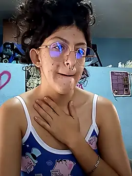 Snapshot of LoveElectra chatting on October 20, 2:20 pm LoveElectra online show from October 20, 2:20 pm